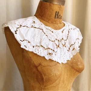 Vintage 50s/60s Battenberg Cutout Edwardian Inspired Bib Collar